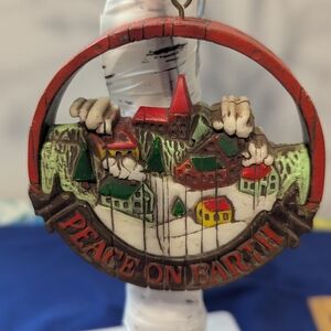 1976 Peace On Earth 3D Hallmark Christmas Ornament